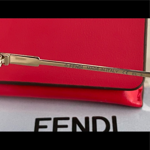 FENDI FF Unisex Mirrored logo shades. 100% Authentic. Orig.case/cloth.No box - Picture 6 of 7